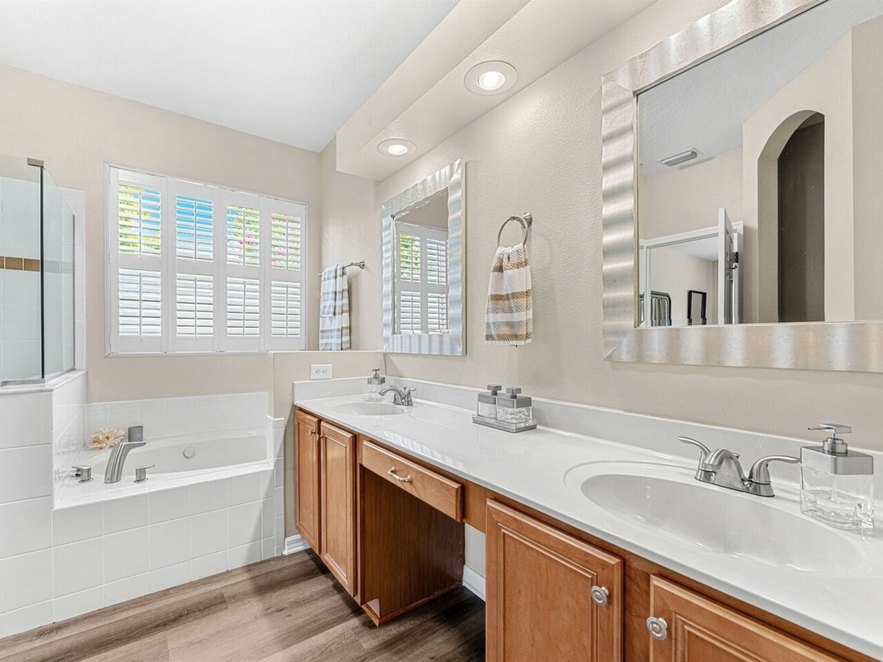 4083 Orchard Drive
