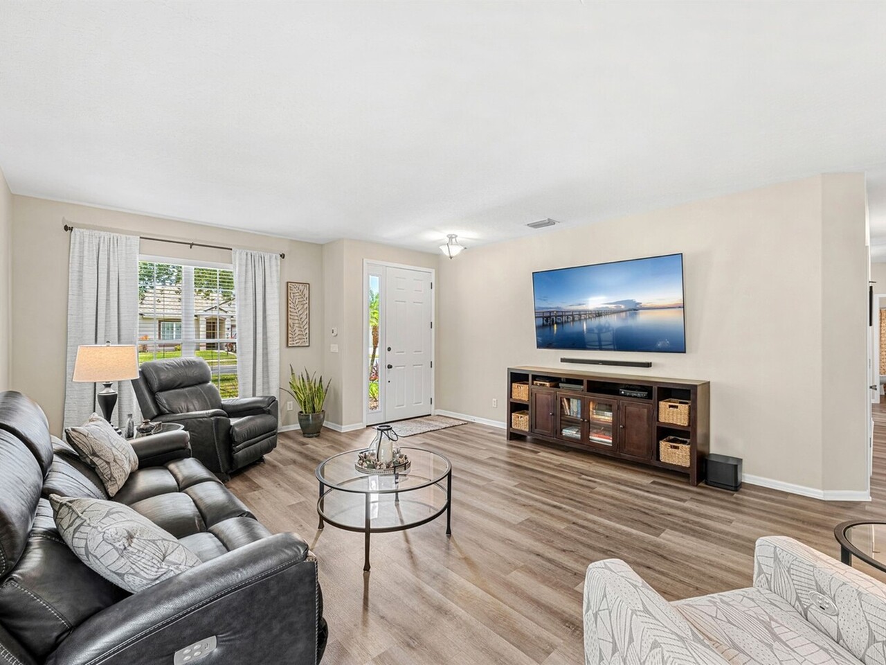 4083 Orchard Drive