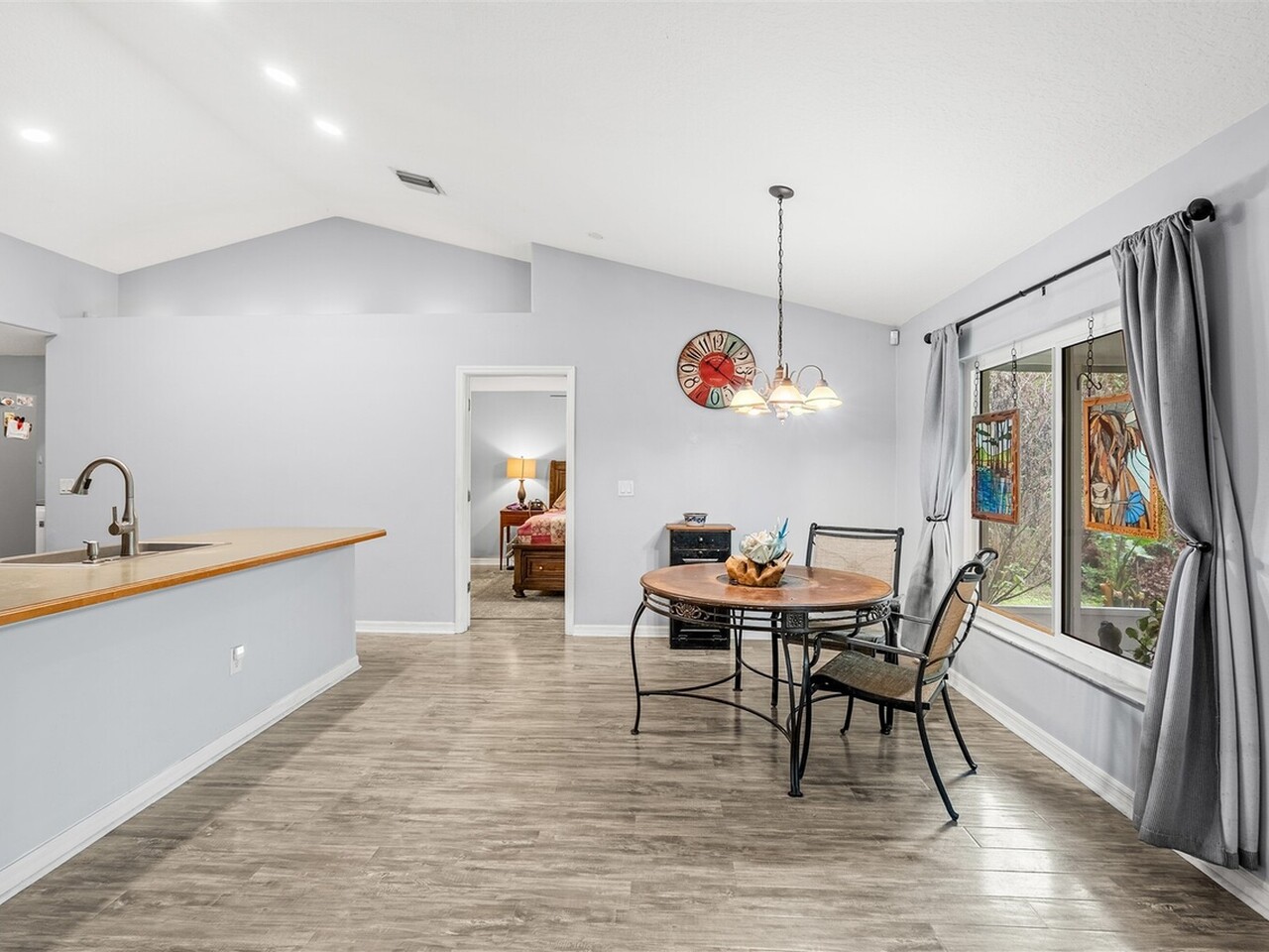 4575 Curtis Boulevard