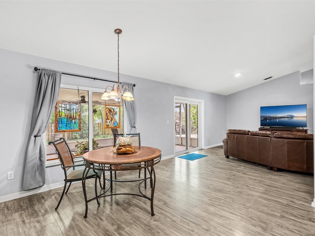 4575 Curtis Boulevard