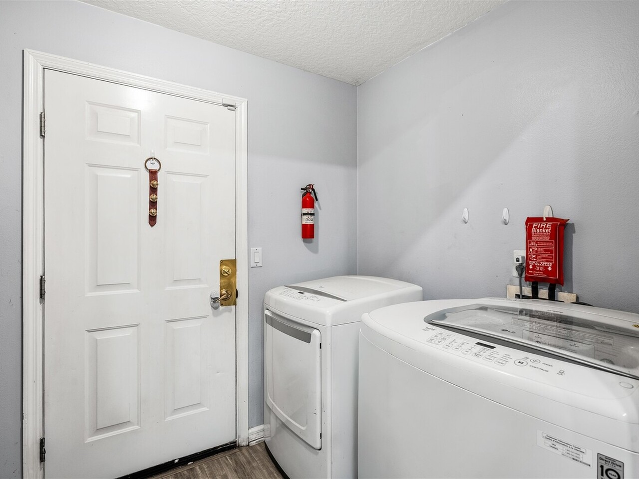 4575 Curtis Boulevard