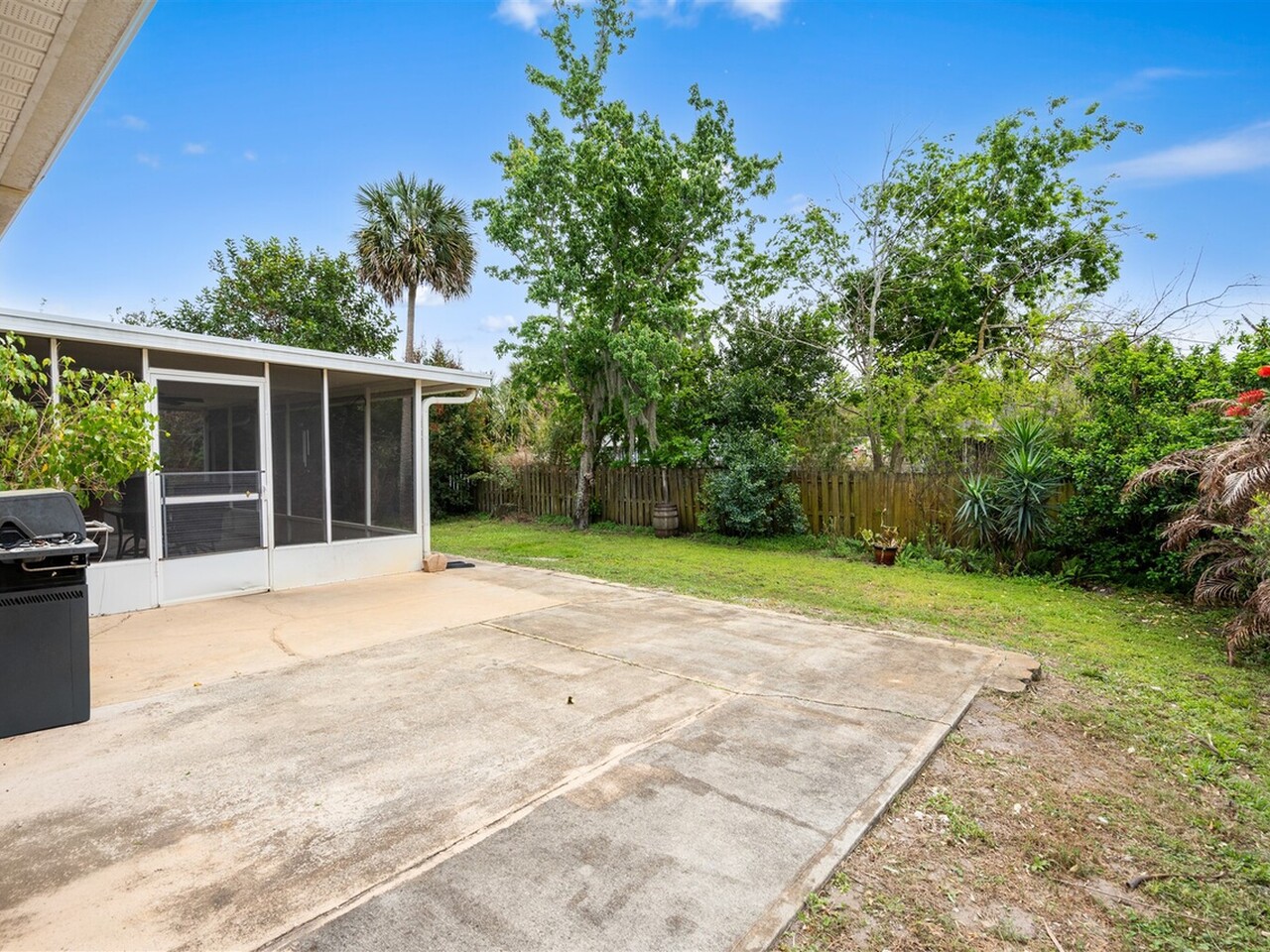 4575 Curtis Boulevard