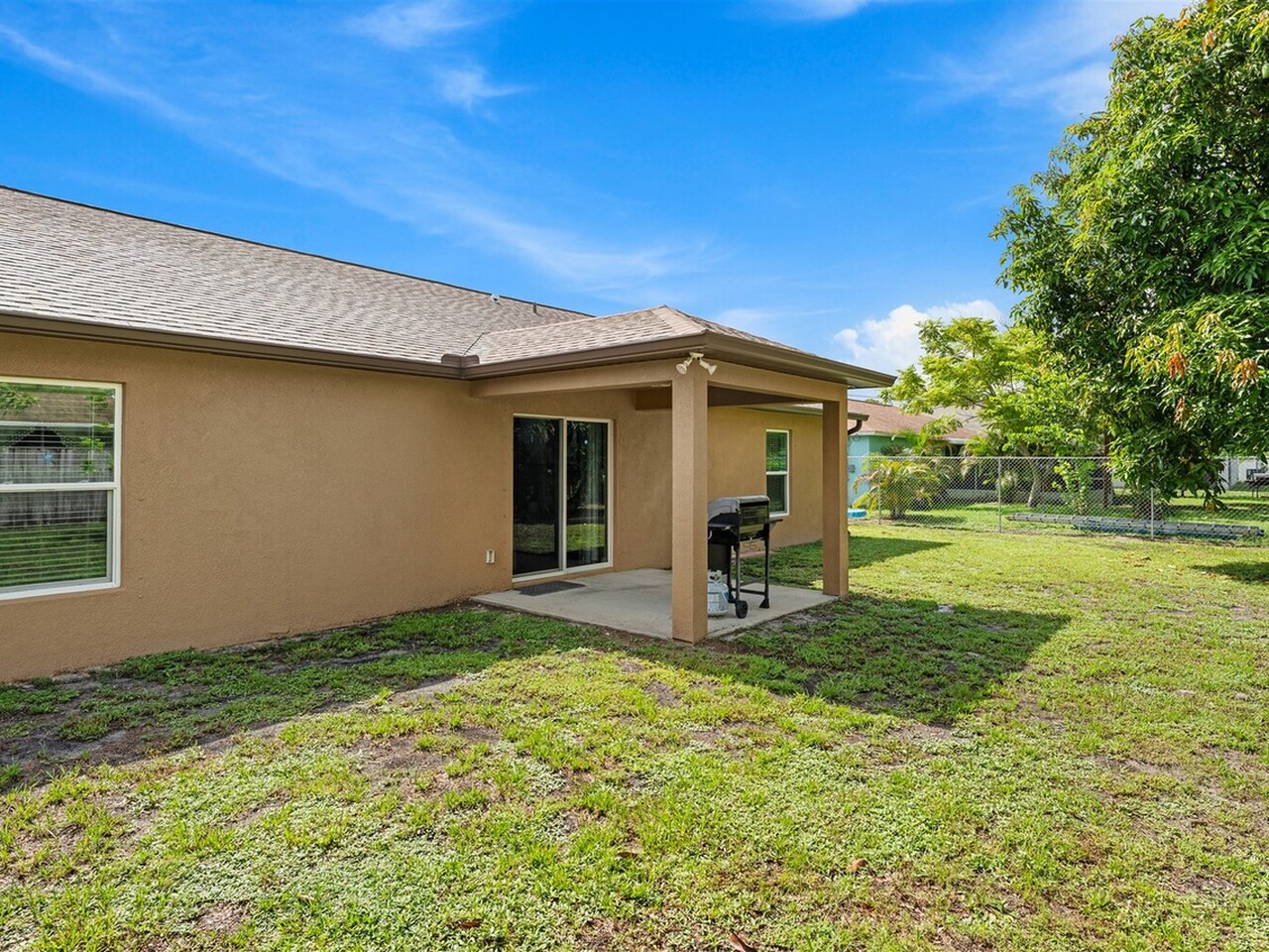 474 Cremona Avenue NW