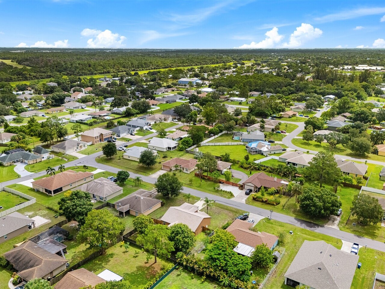 474 Cremona Avenue NW