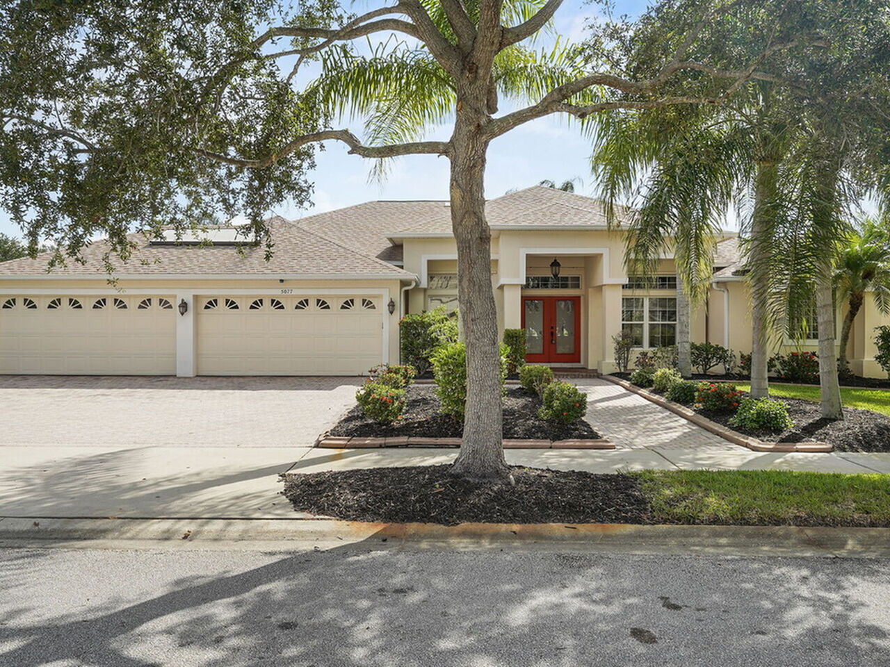 5077 Templeton Place