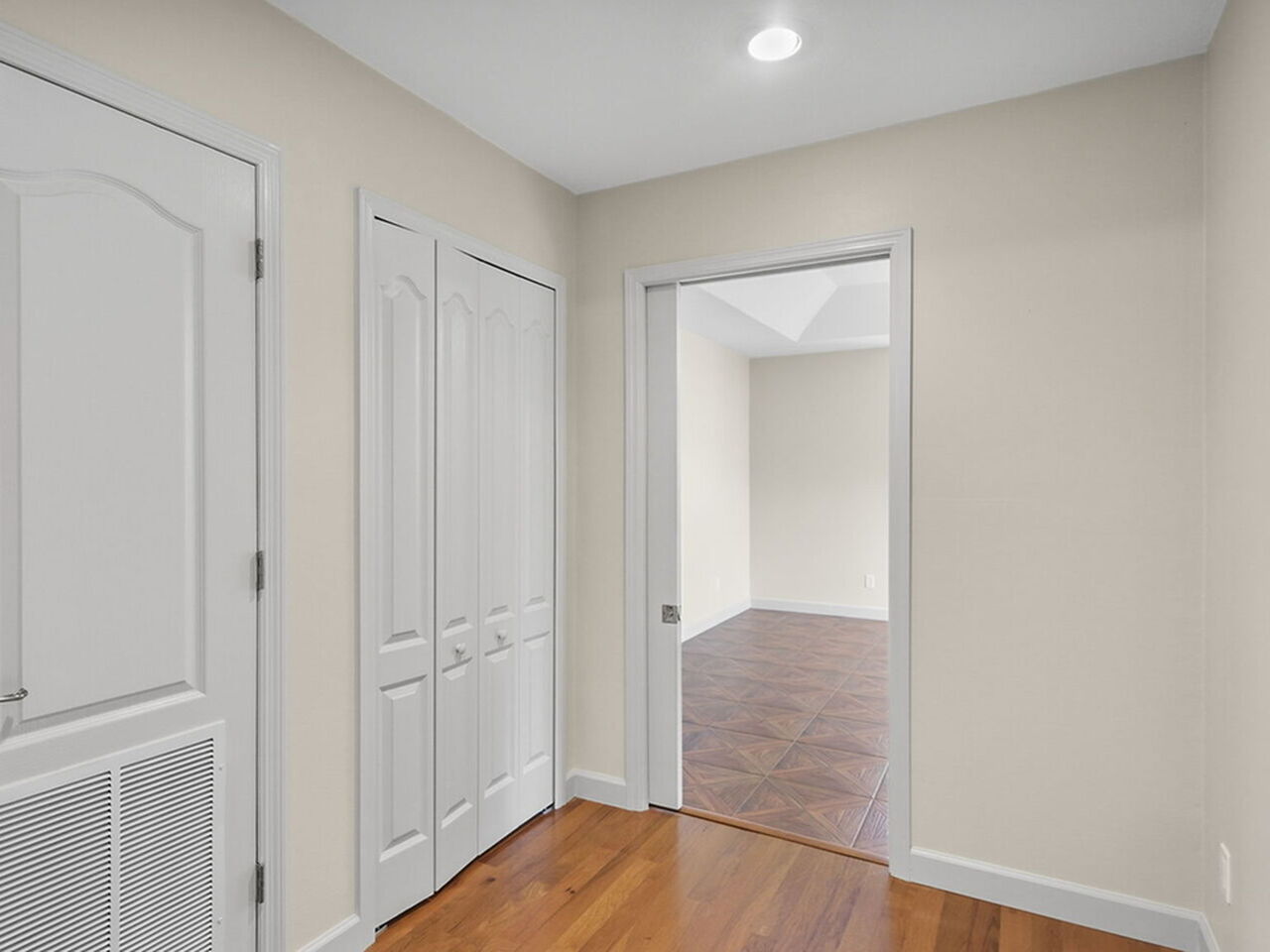 5077 Templeton Place