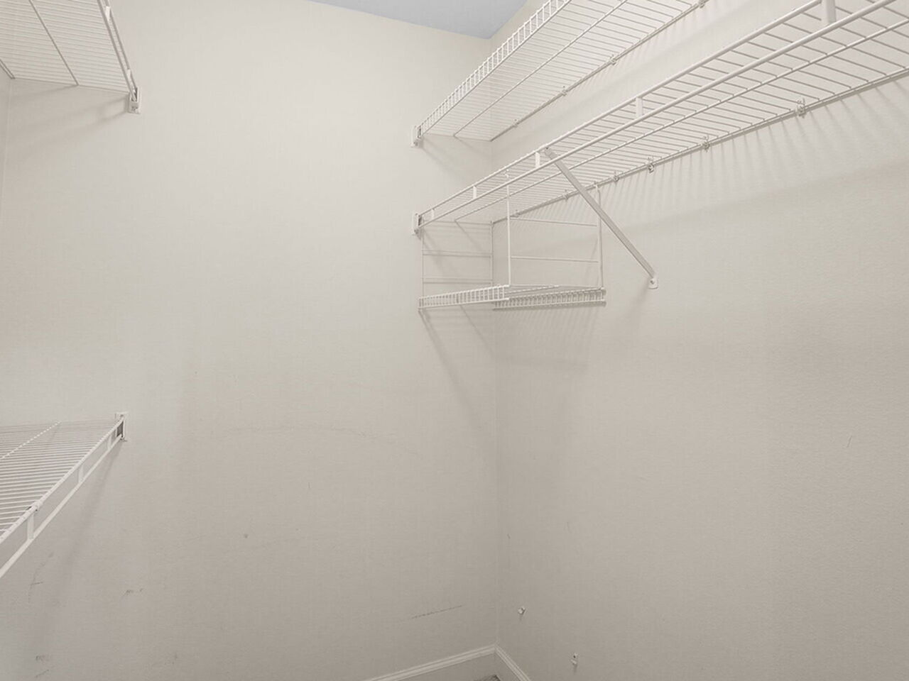 5077 Templeton Place