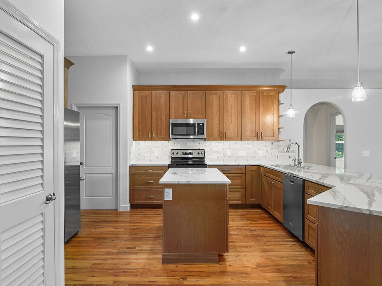 5077 Templeton Place
