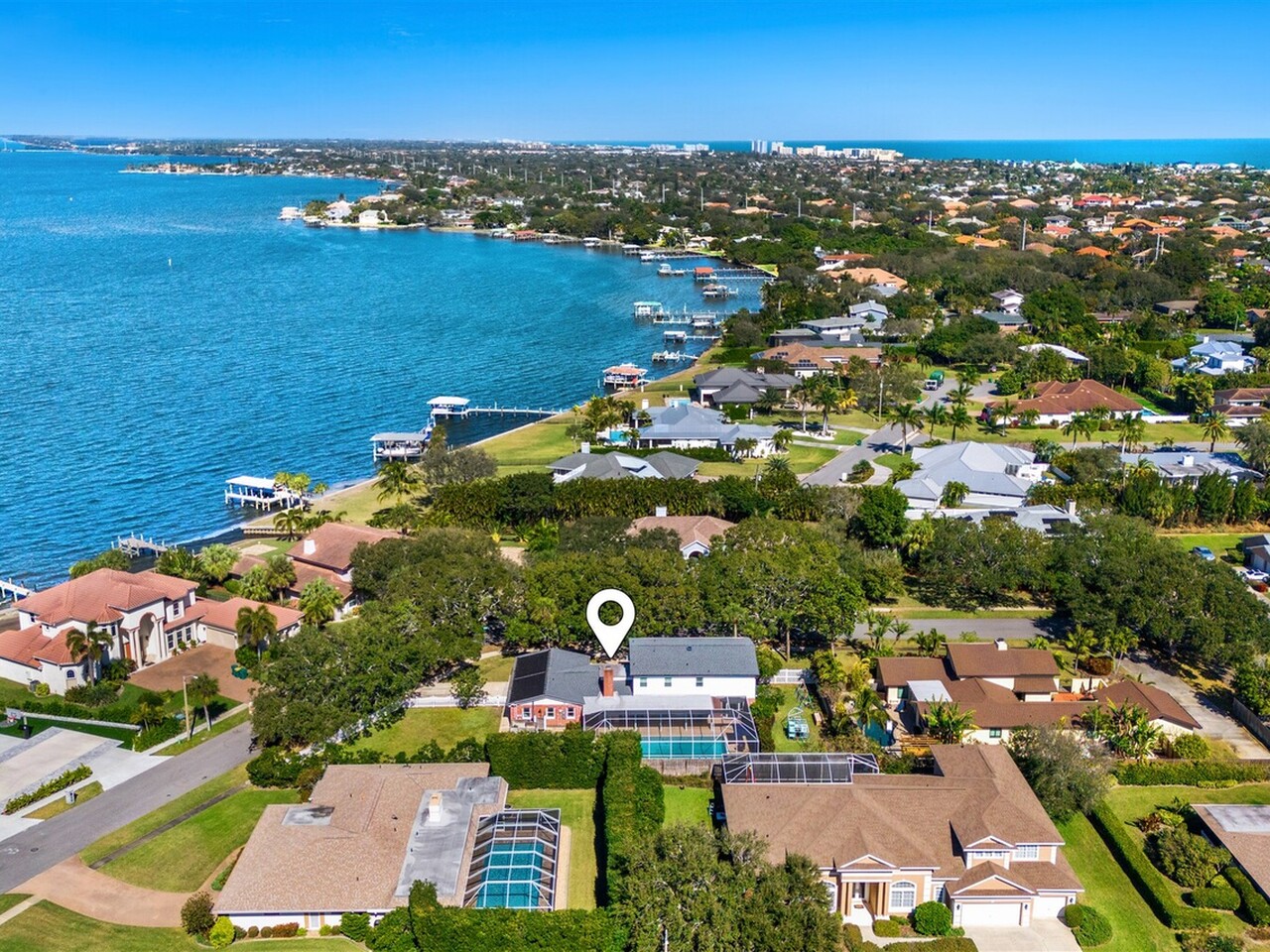 517 N River Oaks Drive