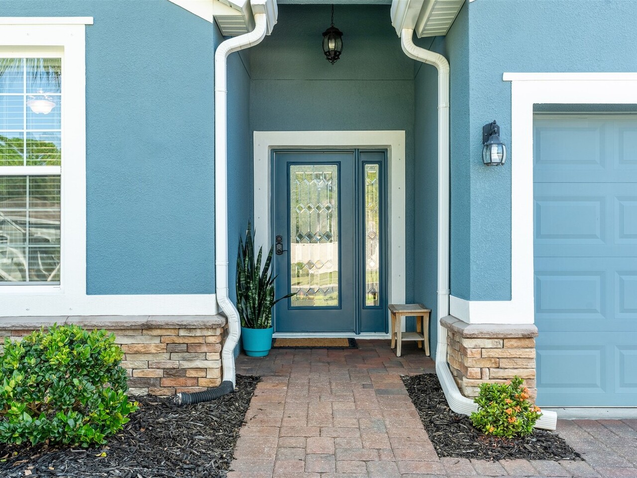 541 Stonebriar Drive