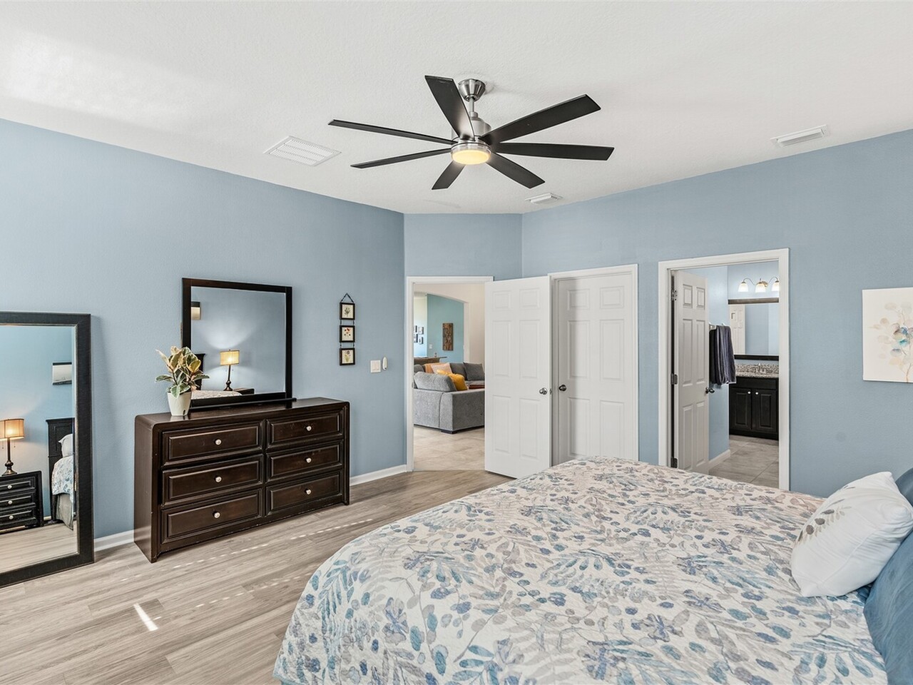 541 Stonebriar Drive