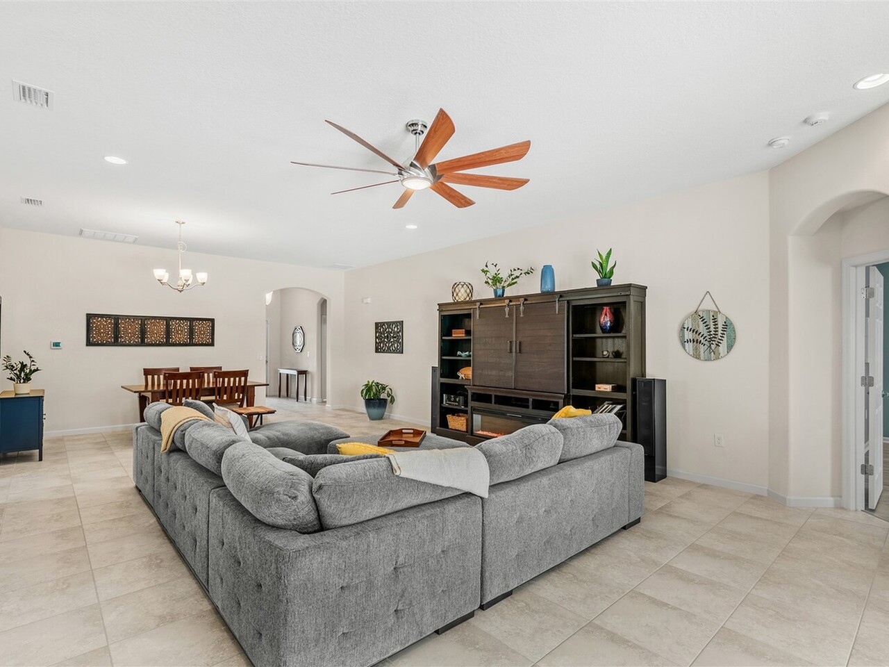 541 Stonebriar Drive