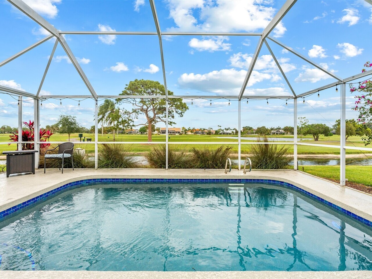 593 Dawson Dr.