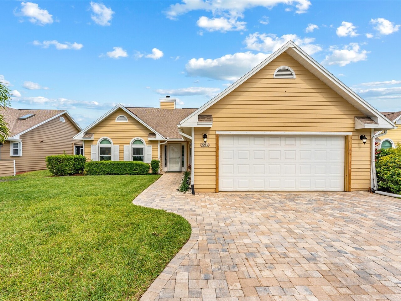 593 Dawson Dr.