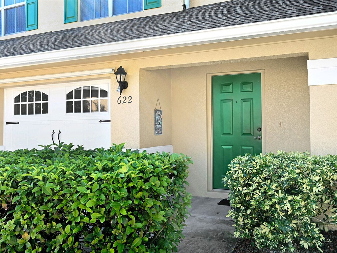 622 Cedar Side Circle NE