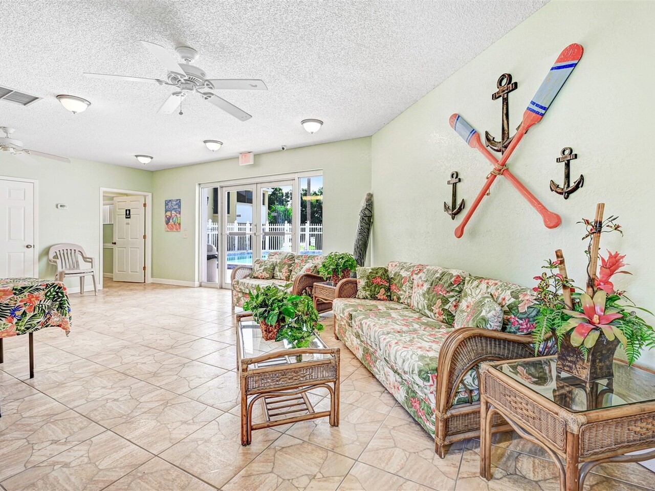 622 Cedar Side Circle NE