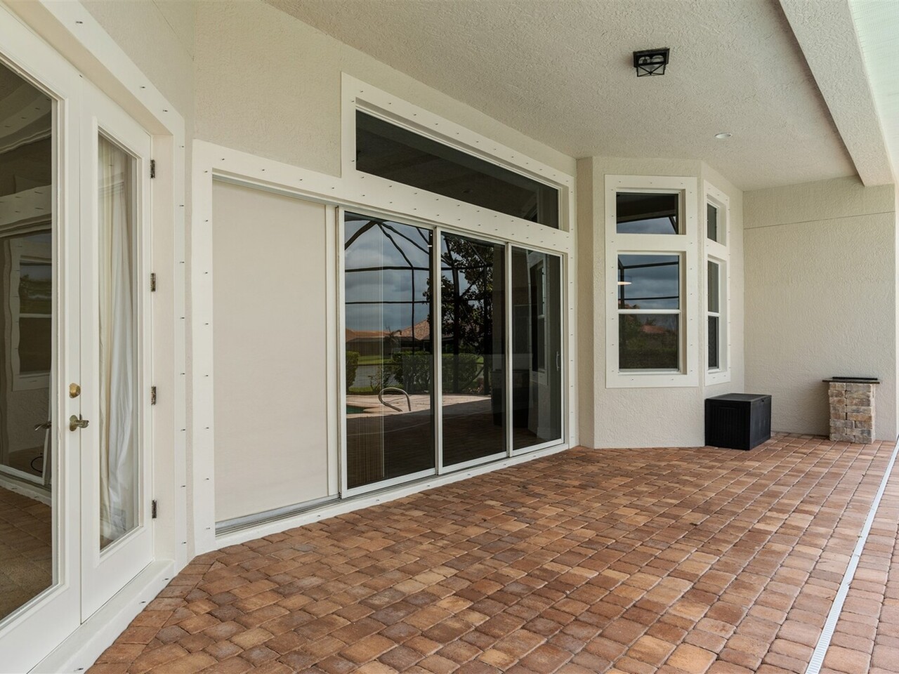 6776 Arroyo Drive