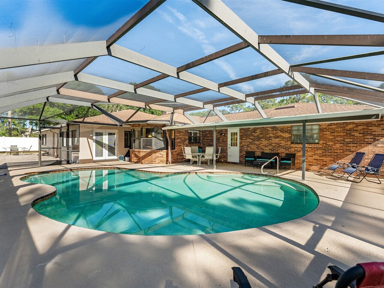 8000 Pine Needle Lane