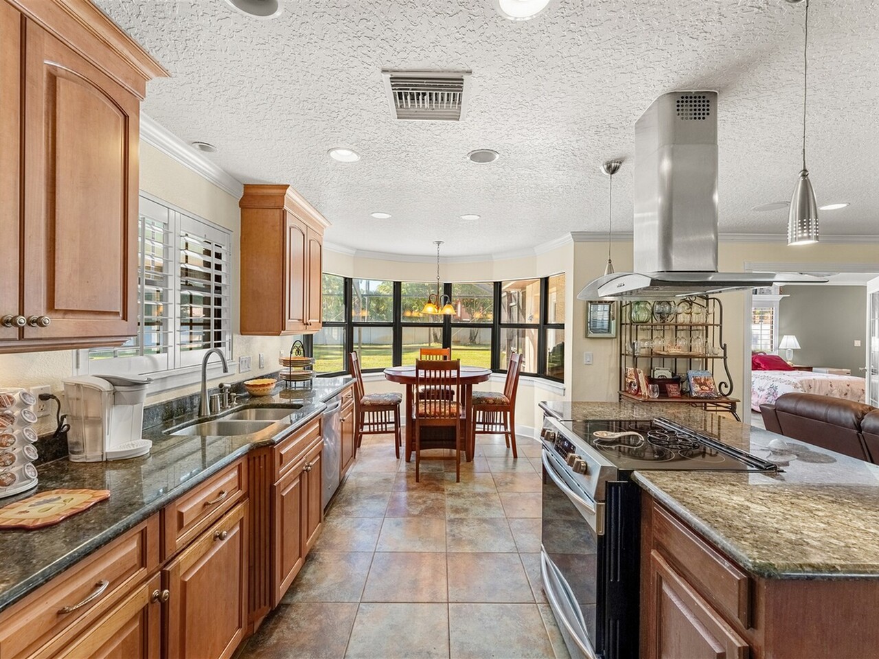 8000 Pine Needle Lane