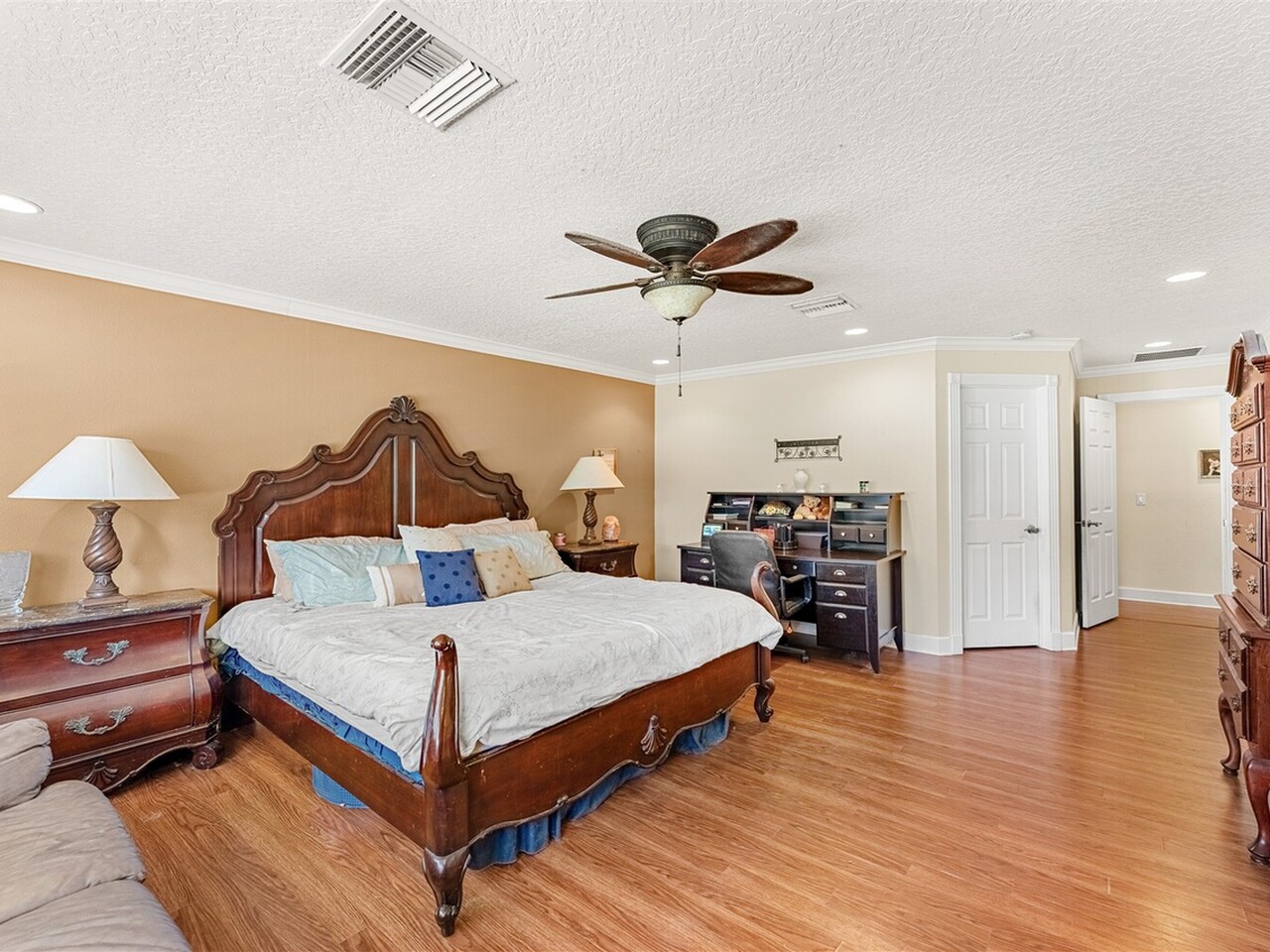 8000 Pine Needle Lane