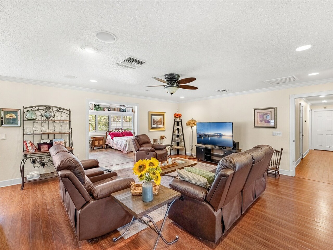 8000 Pine Needle Lane