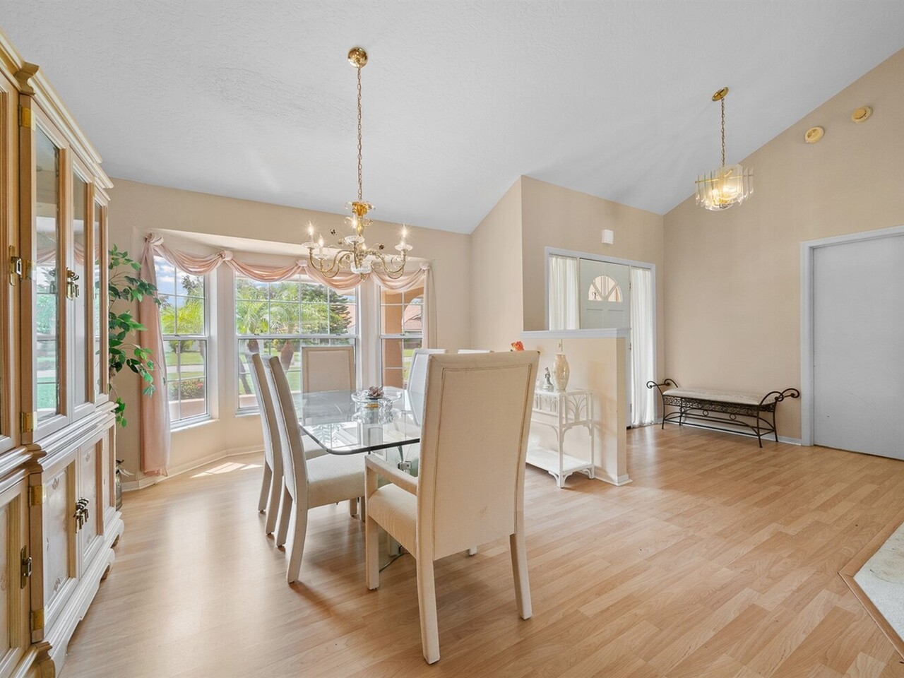 818 Spanish Wells Drive