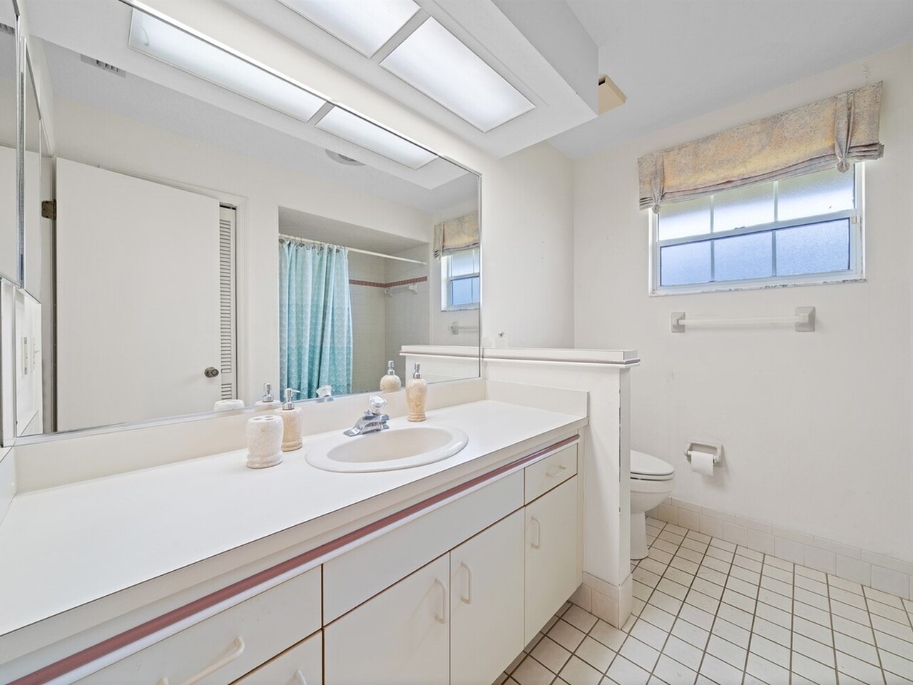 818 Spanish Wells Drive