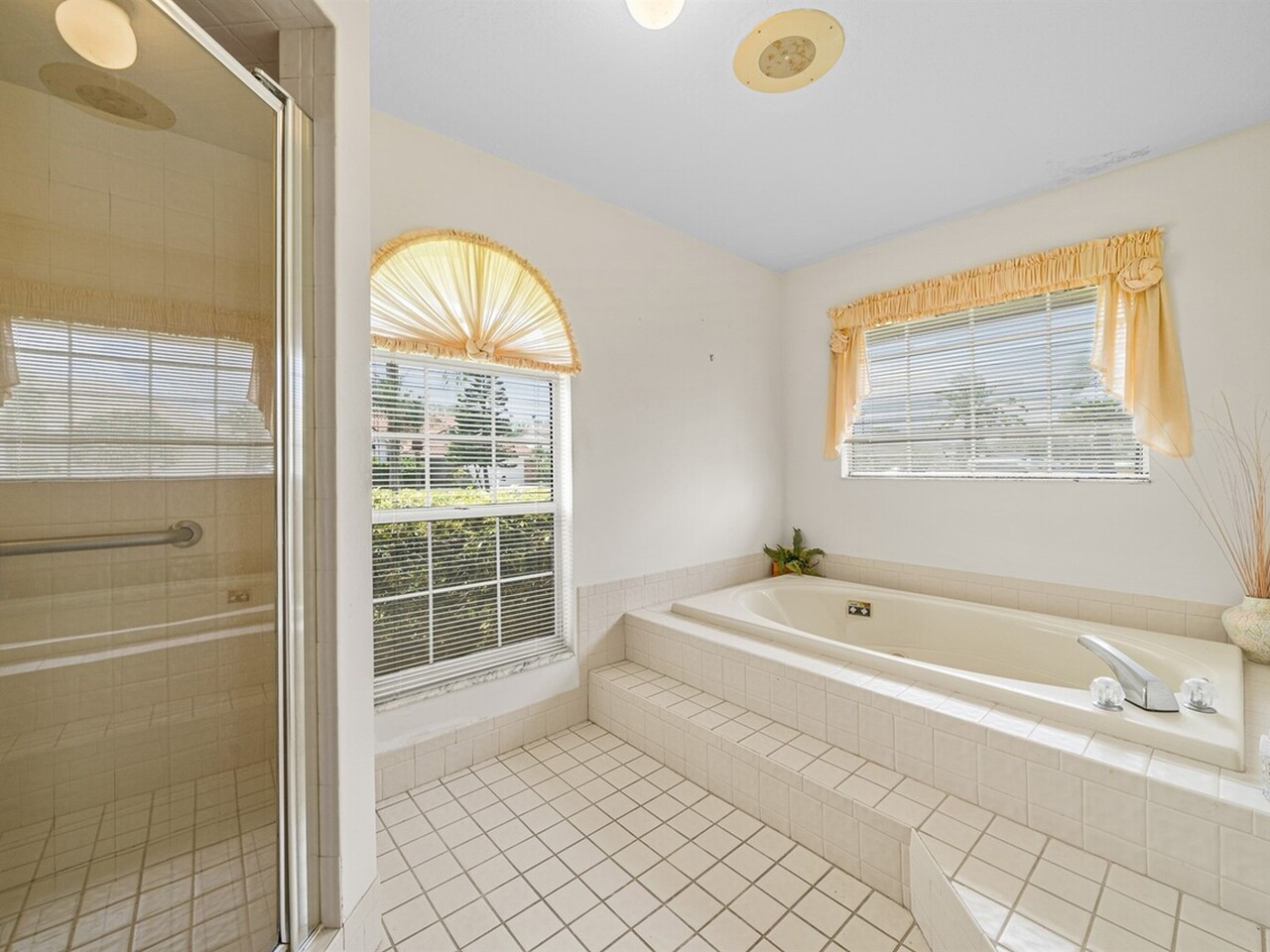 818 Spanish Wells Drive