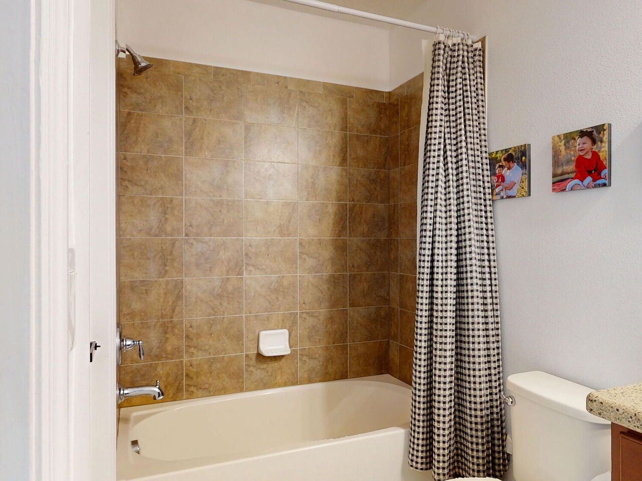 8635 Tallfield Avenue