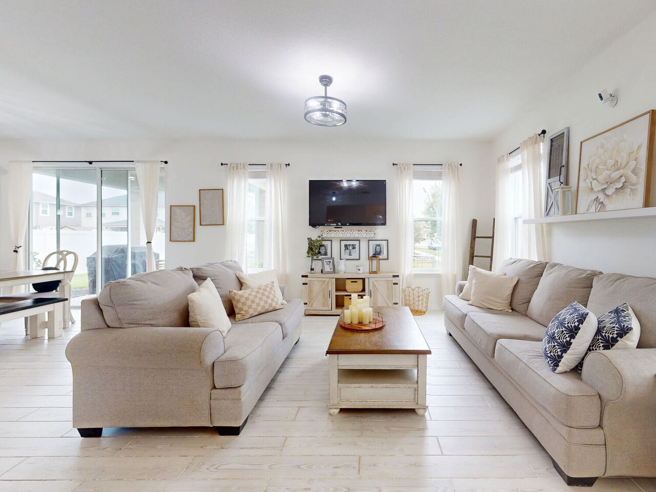 8635 Tallfield Avenue