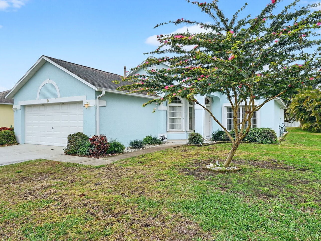 934 Pine Creek Circle NE