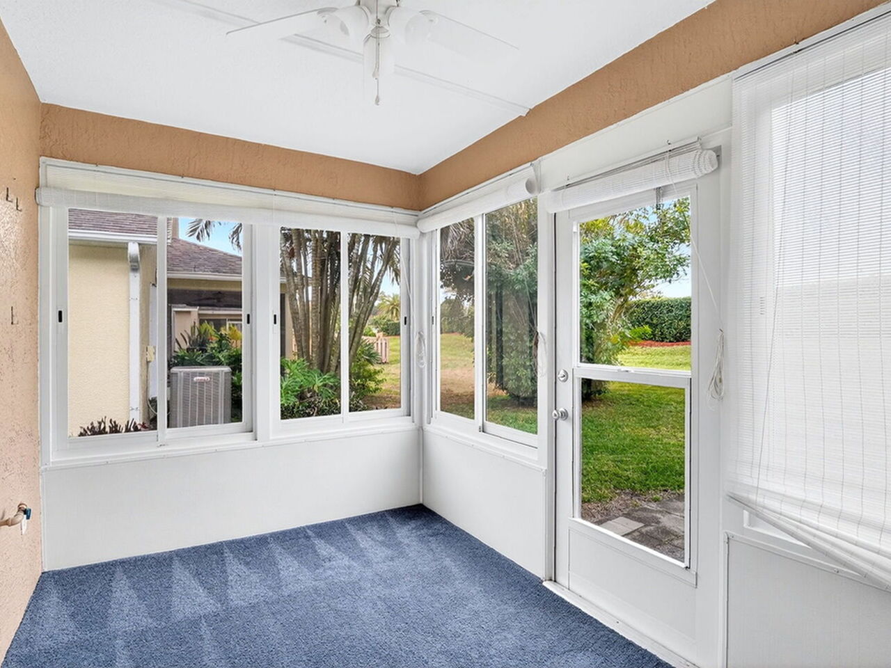 934 Pine Creek Circle NE