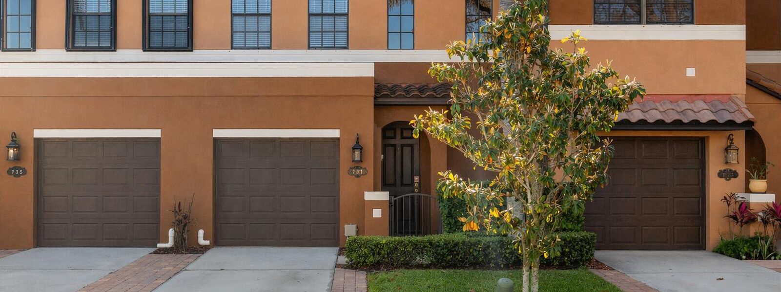 737 Ventura Drive