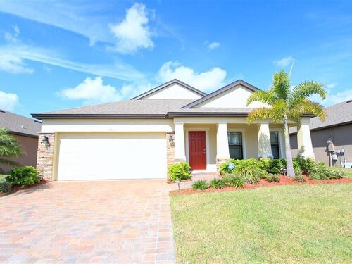 3713 Whimsical Circle