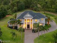 1028 Dowitcher Court