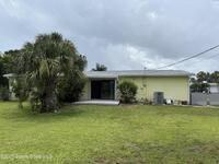 223 NE 1st Court