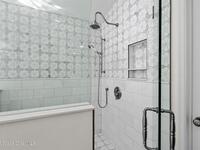 517 N River Oaks Drive