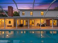 517 N River Oaks Drive