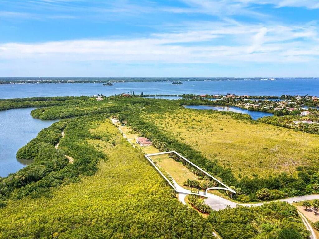 1082 Great Belt Circle