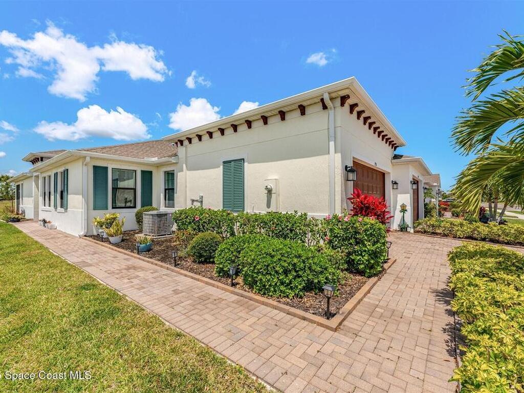 1082 Great Belt Circle